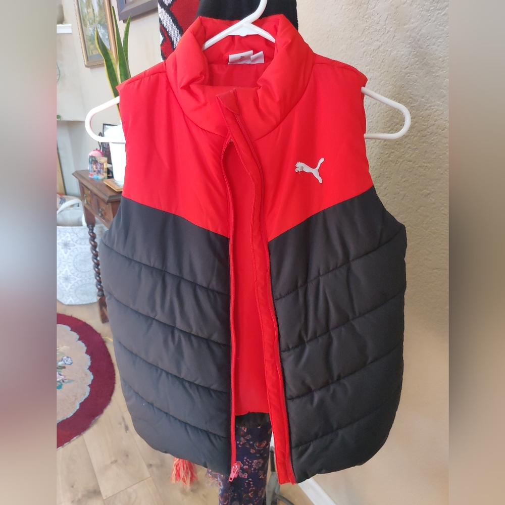 Puma Kids Red and Black Puffer Vest Medium